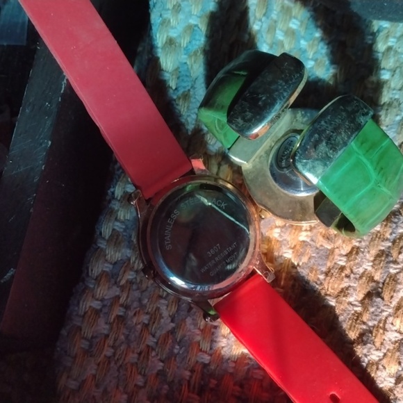 Ladies Watch Pair - Picture 2 of 2